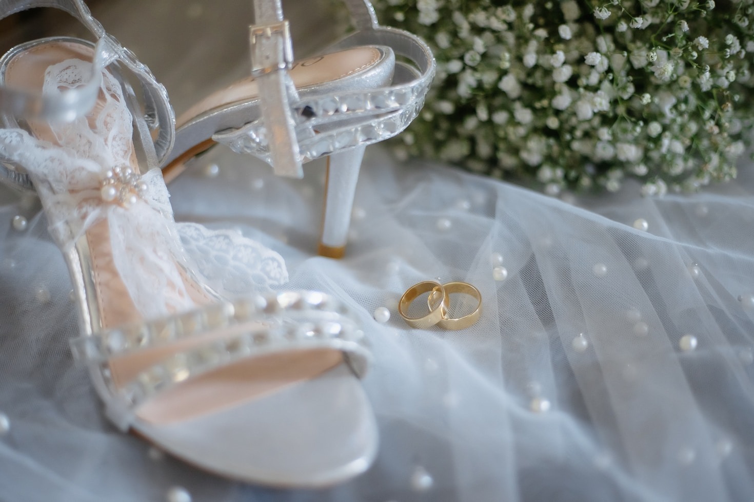 Why Navy and Blue Make the Perfect Wedding Theme